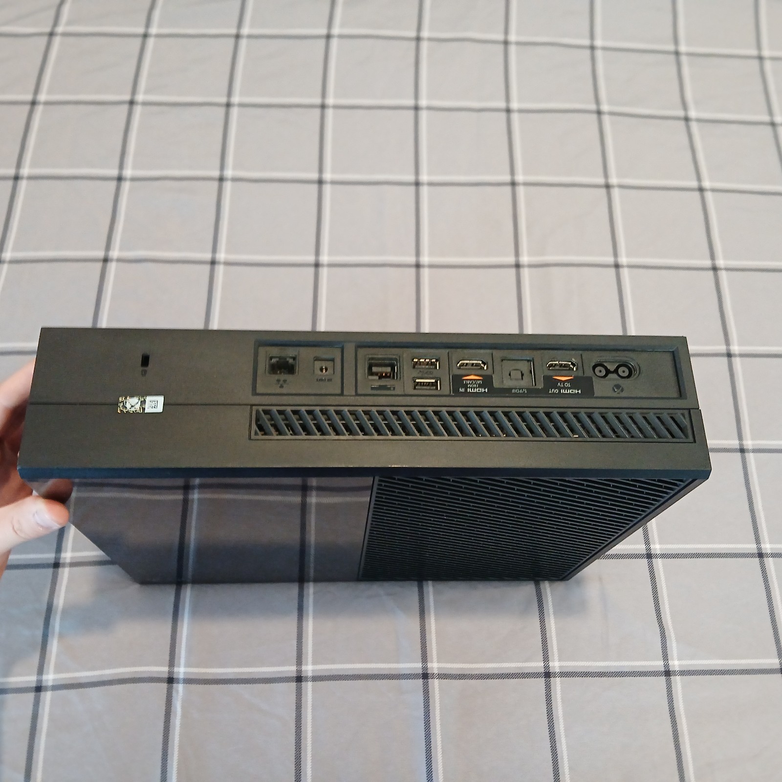 Microsoft Xbox One 500GB Console – Tested Working Clean w/ Madden 18