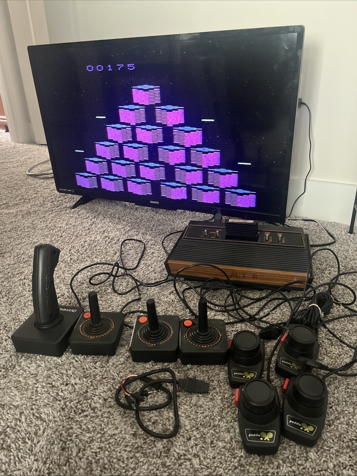Atari 2600 Woodgrain Console With Extras Read Description
