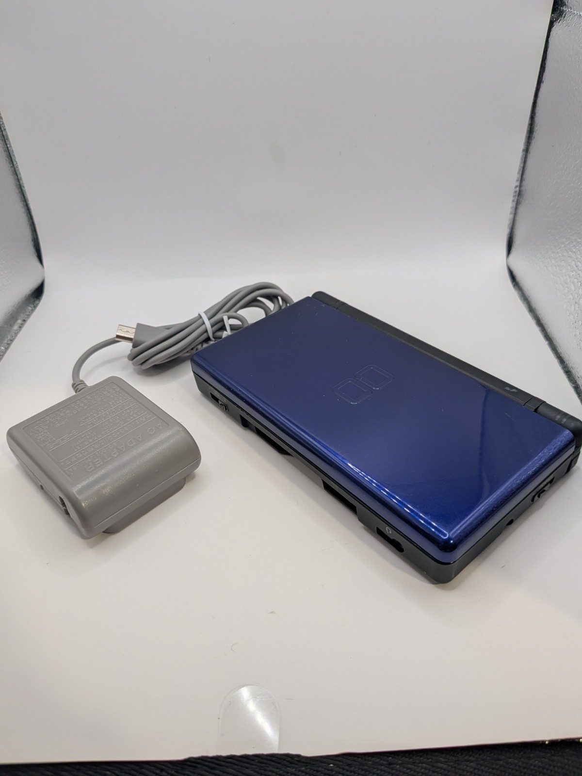 Nintendo DS Lite – Cobalt (Blue) & Black – Tested & Works – Yellow Screens
