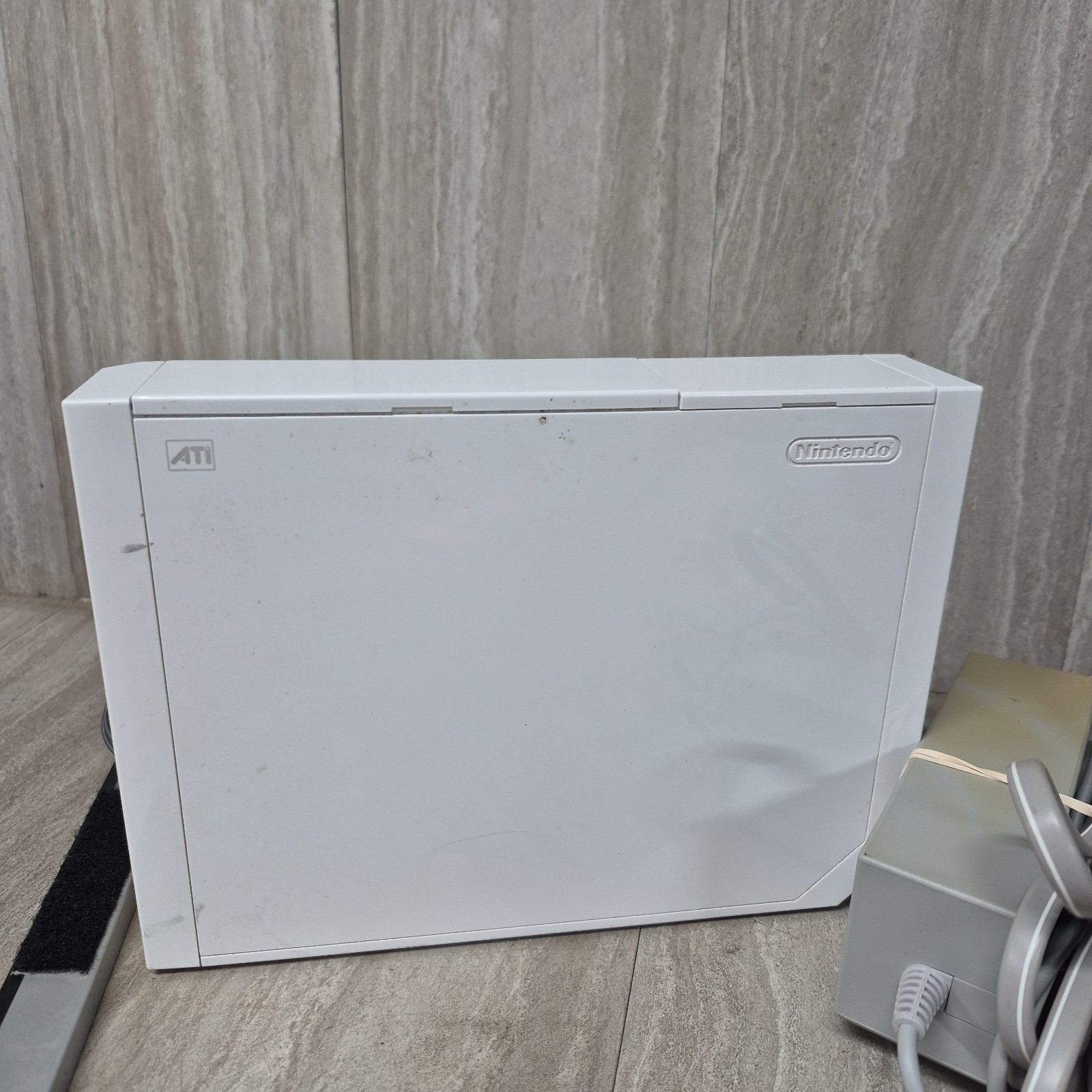 Nintendo Wii White Console No. RVL-001, Tested and Works Great Console & Cables