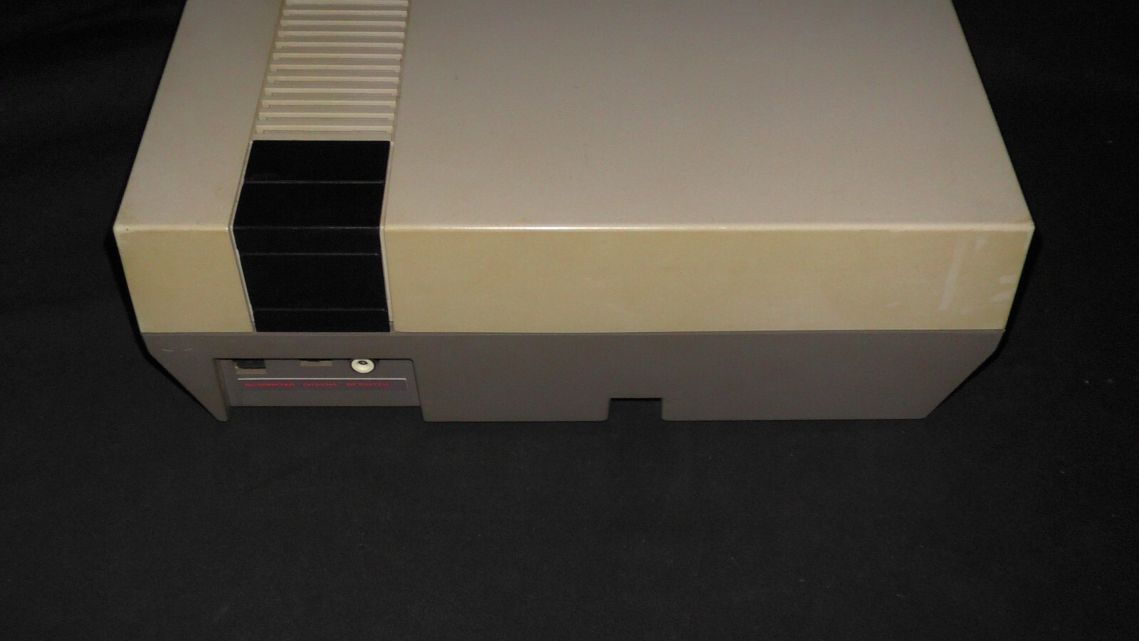 Low Serial Number N0179438 Nintendo Entertainment NES System Console Original