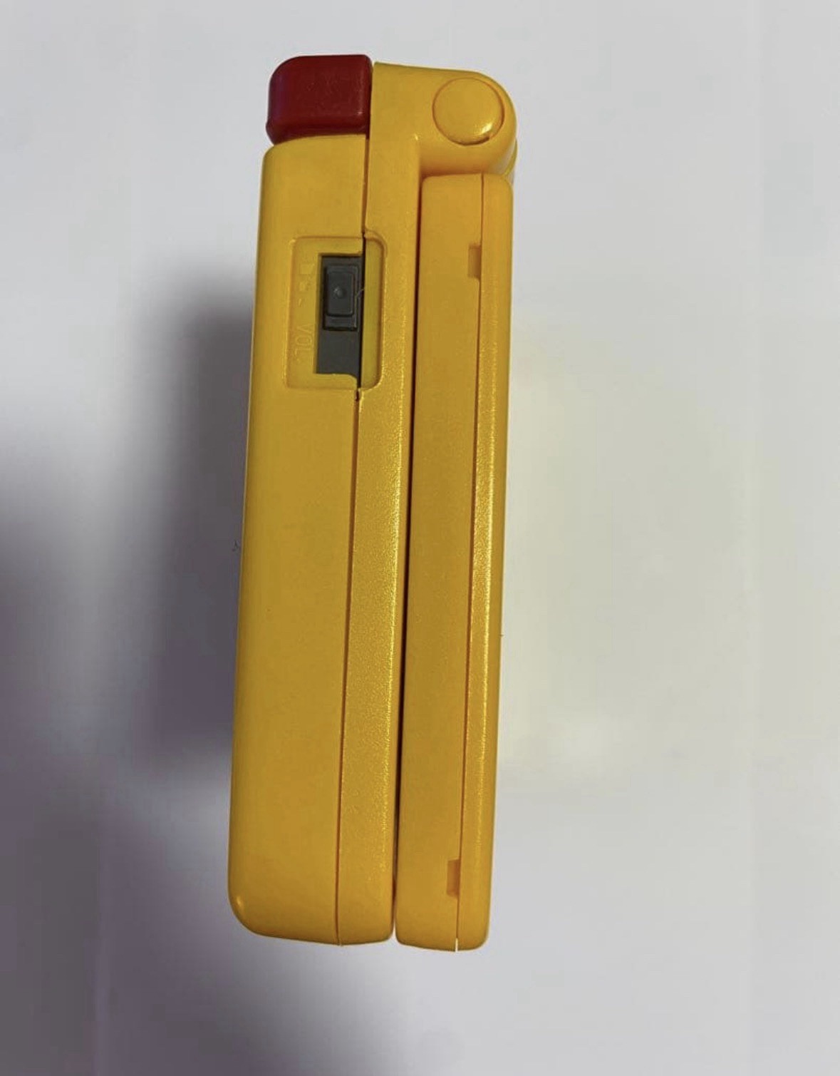 Gameboy Advance SP Pokemon Pikachu Yellow Version Nintendo system used