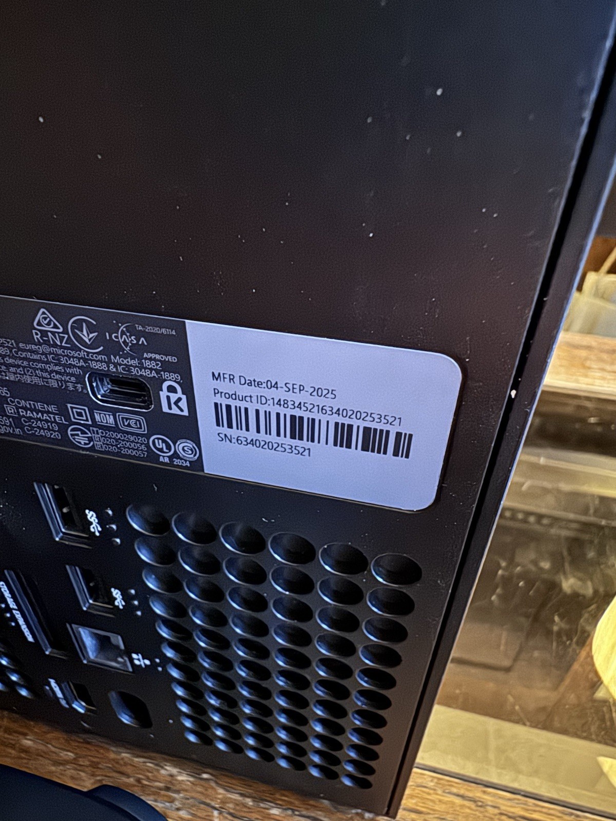 Microsoft Xbox Series x 1TB Black Console With Controller + All Cables!