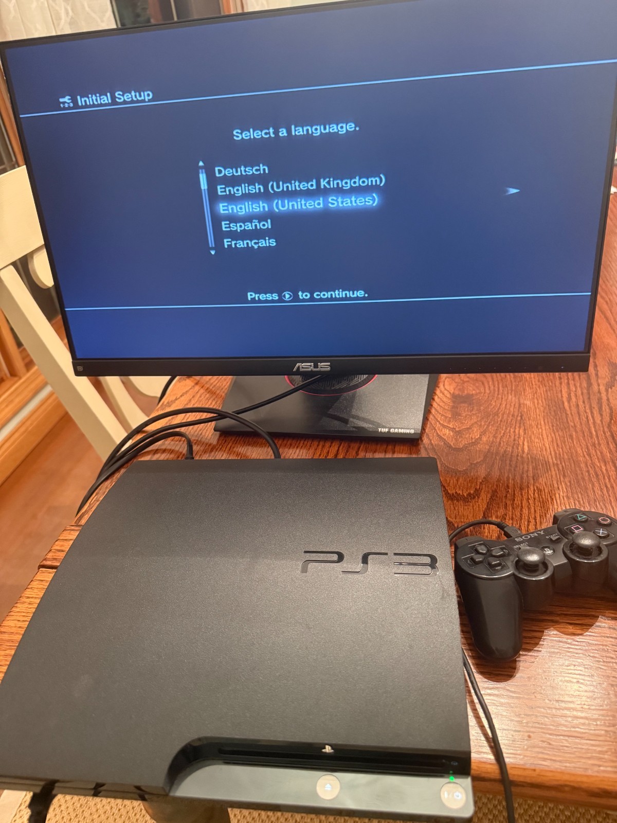PARTS ONLY Sony PlayStation 3 CECH-2001A 120GB & THREE Controllers and cords!