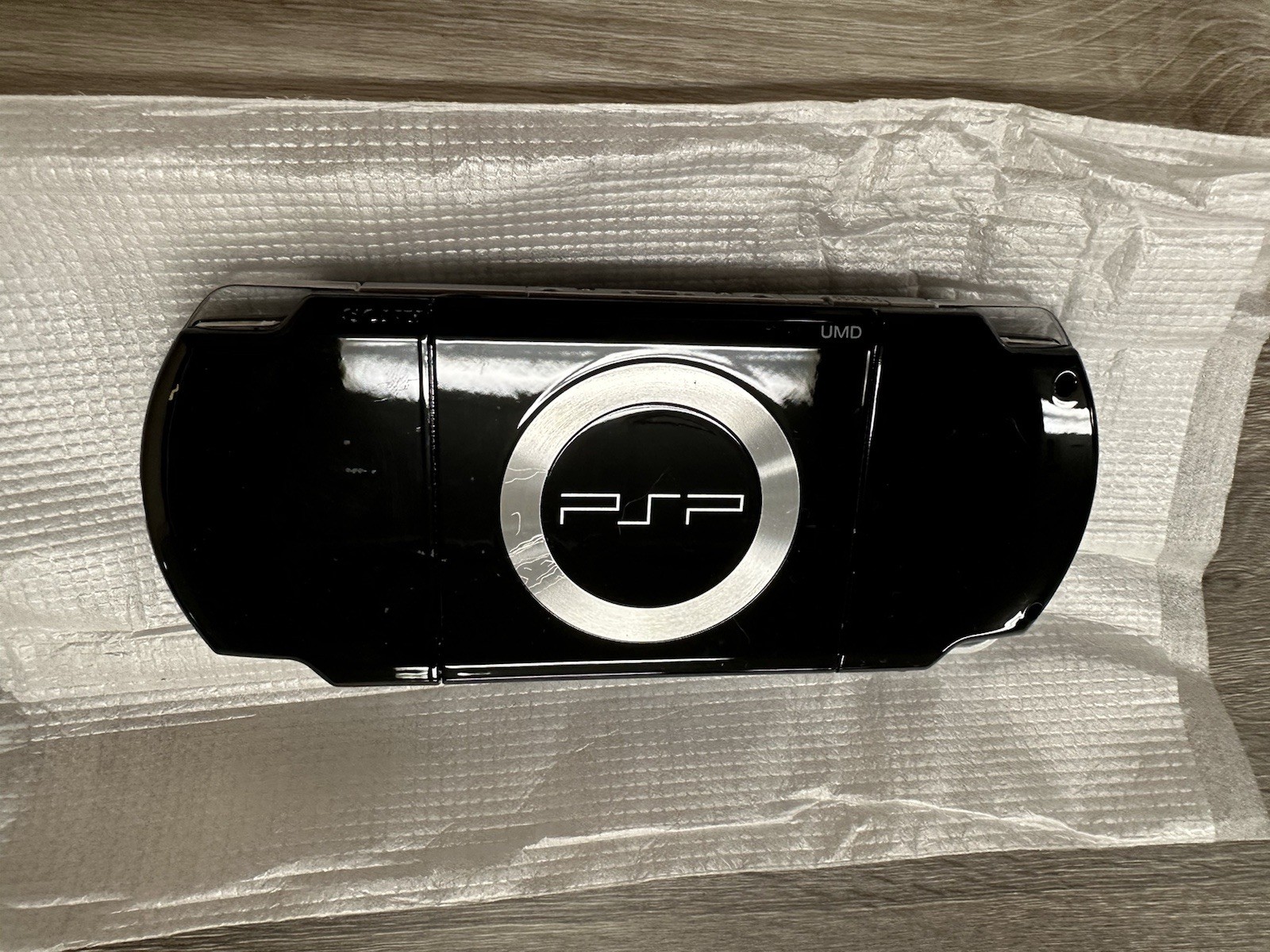 Sony Playstation PSP-2001 Game Console Bundle Repack – Battery Untested, READ