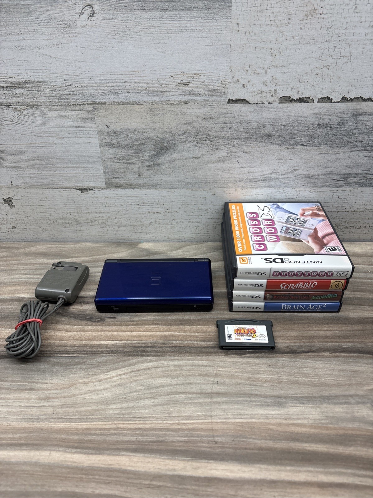 Nintendo DS Lite Cobalt Blue Handheld Console USG-001 Charger Games Bundle