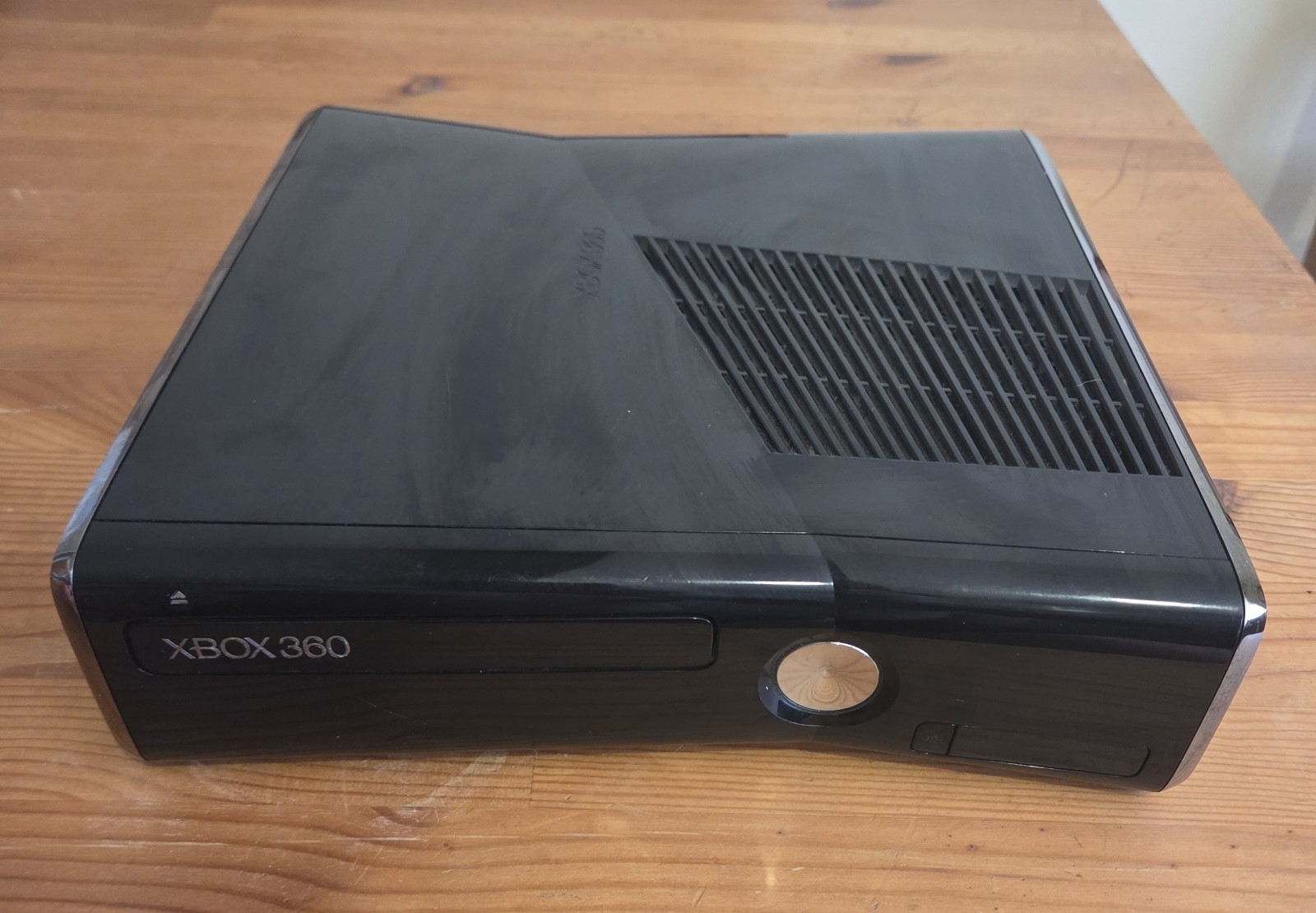 Microsoft Xbox 360 Slim 250GB Console Bundle 2 Controllers/Kinect 15 Game Lot!