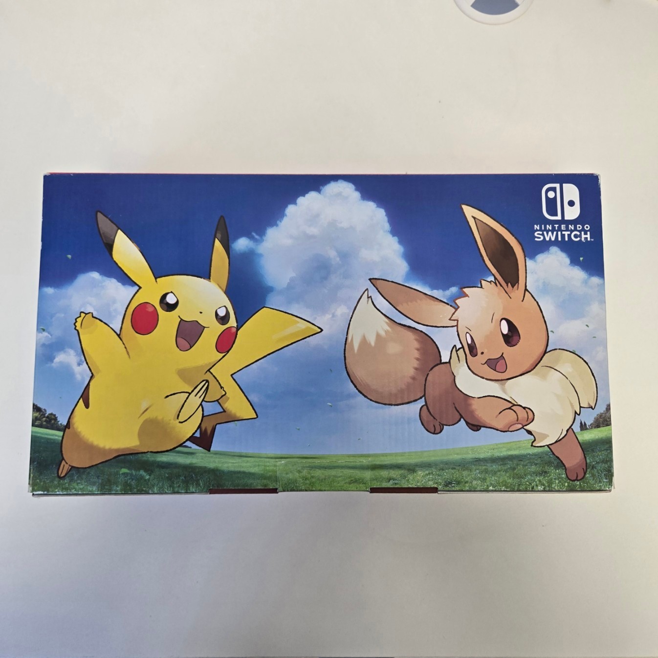 Nintendo Switch Console Let’s Go Pikachu! + Poke Ball Plus Edition