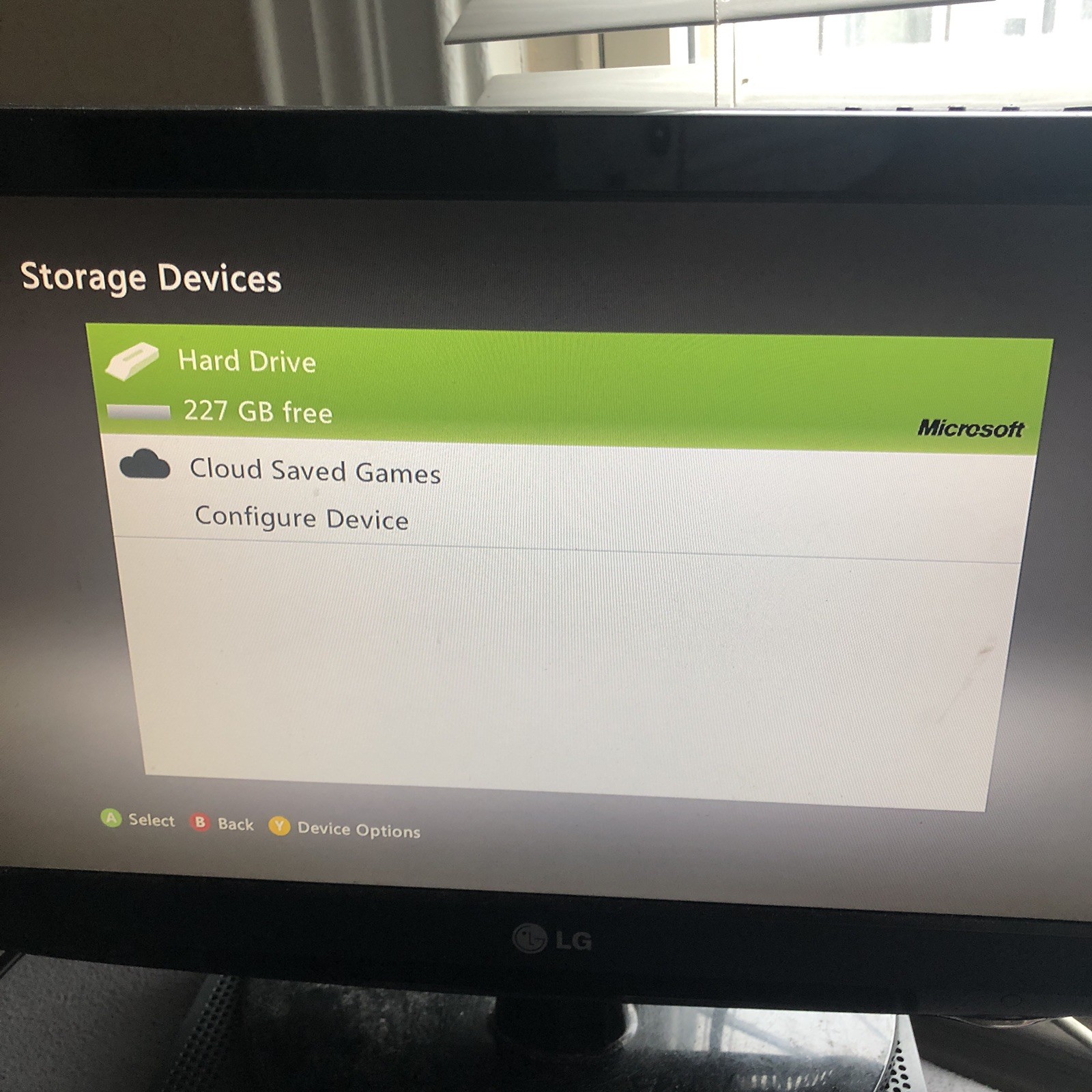 Xbox 360 Slim Console Chrome Trim 250GB Metro V1 Dash w/ Halo Controller – WORKS