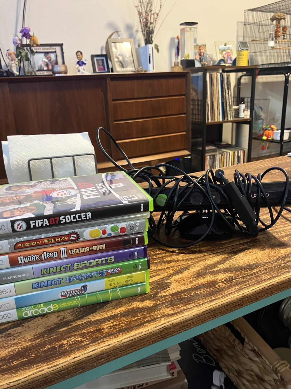 Used Xbox 360 Games and Kinect Sensor Bar