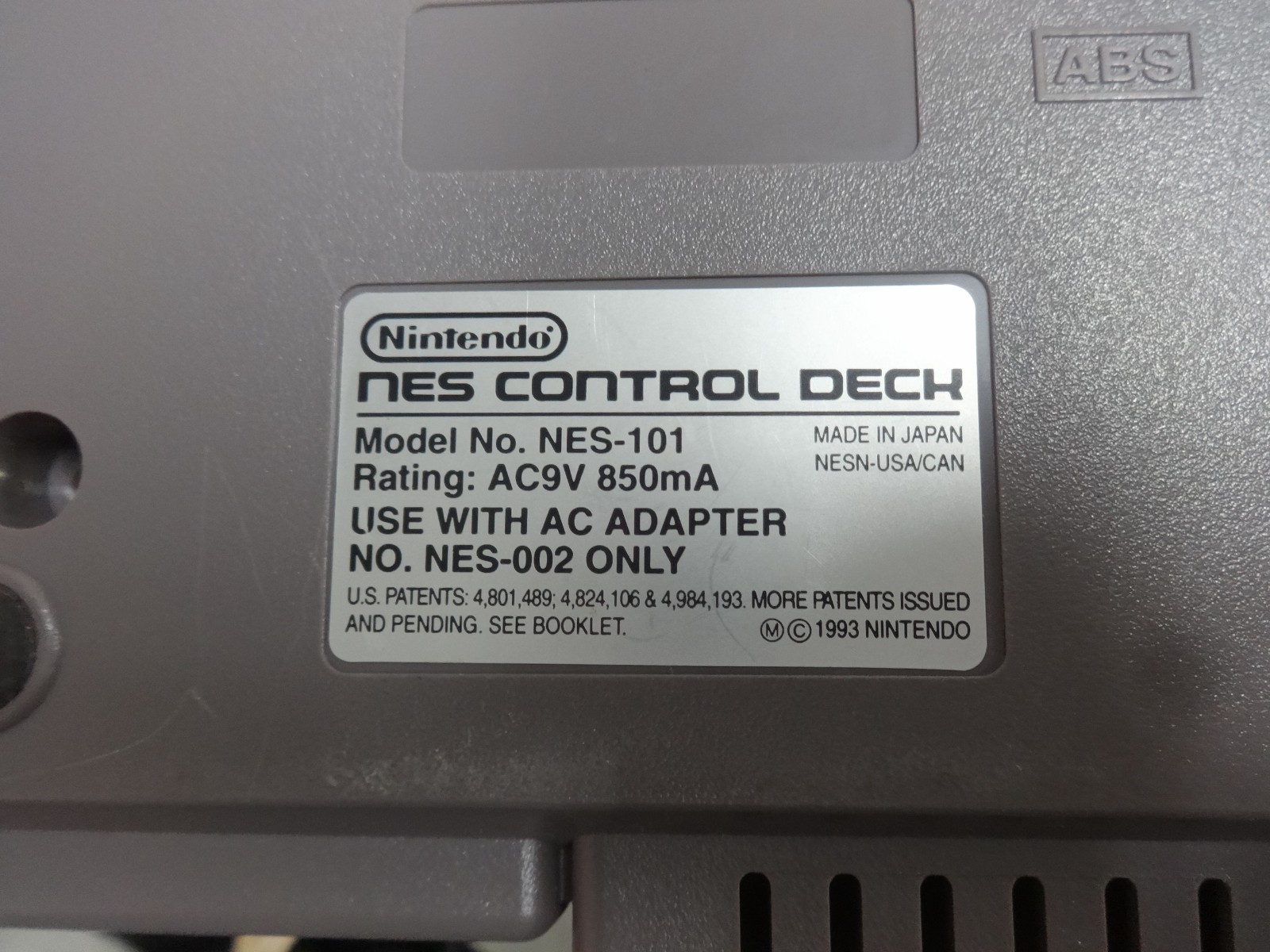 Nintendo NES Top Loader W/Dogbone Controller + OG Controller Tested Works Great