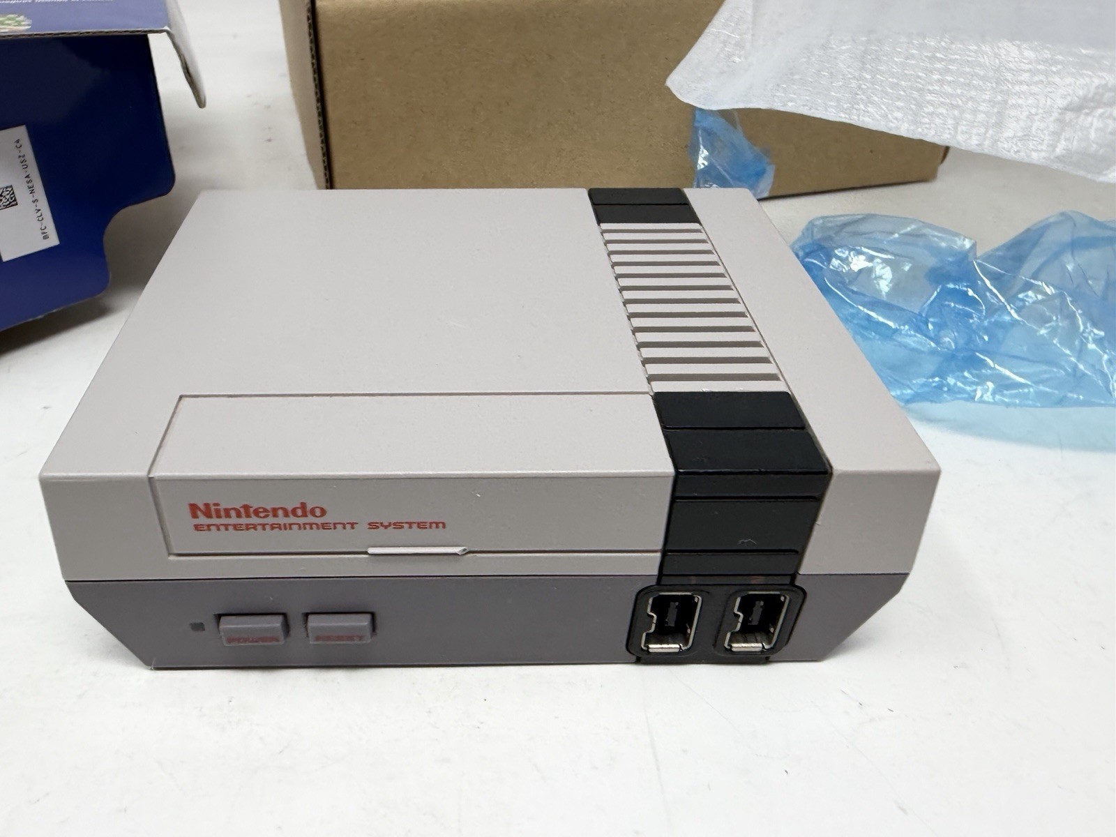 Nintendo NES Classic Edition Mini Model CLV-001 With 1 Controller Complete Works