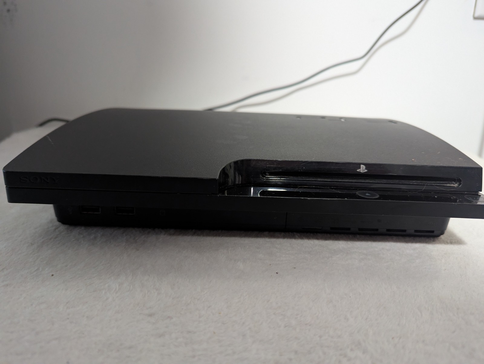 Sony PlayStation 3 PS3 CECH-3001B Slim Console 320GB w/ OEM Controller Bundle
