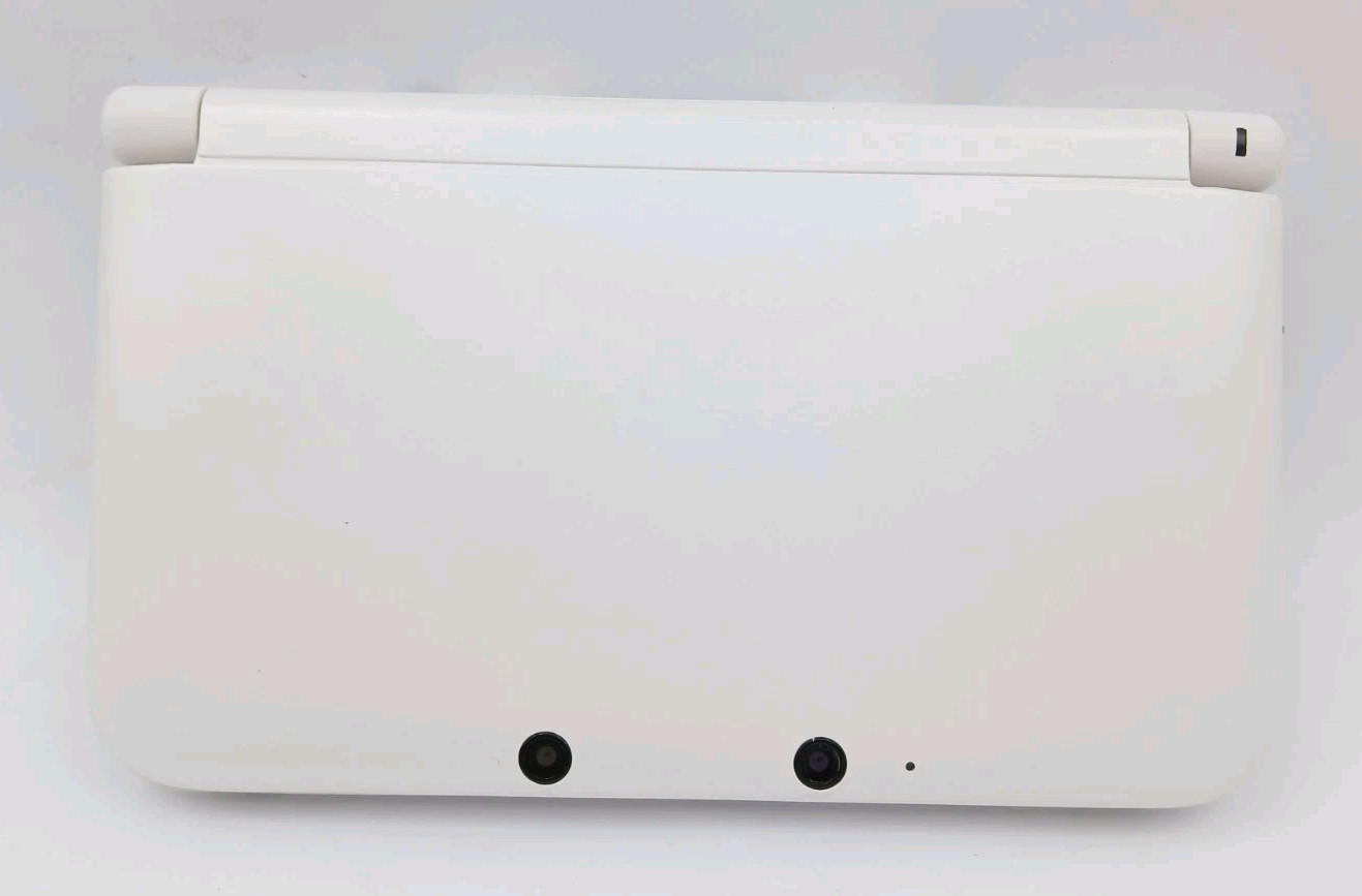 Nintendo 3DS XL White Handheld Console System SPR-001