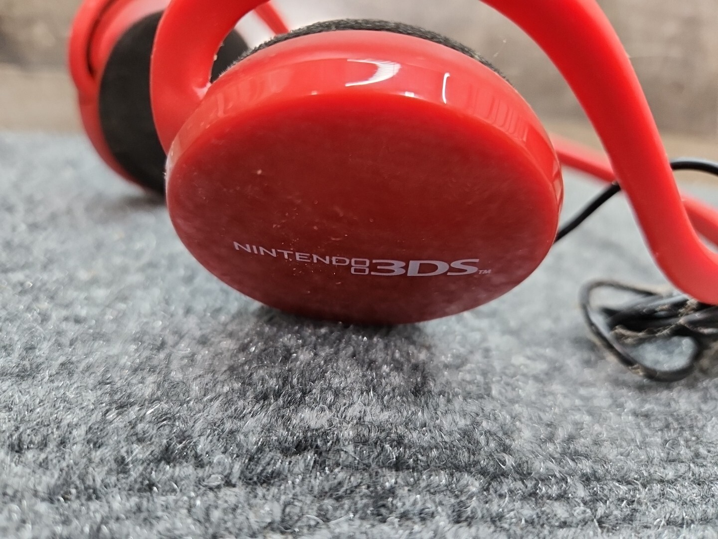 Nintendo 3DS Headphones Mario Red OEM Plug 3.5mm In Tested