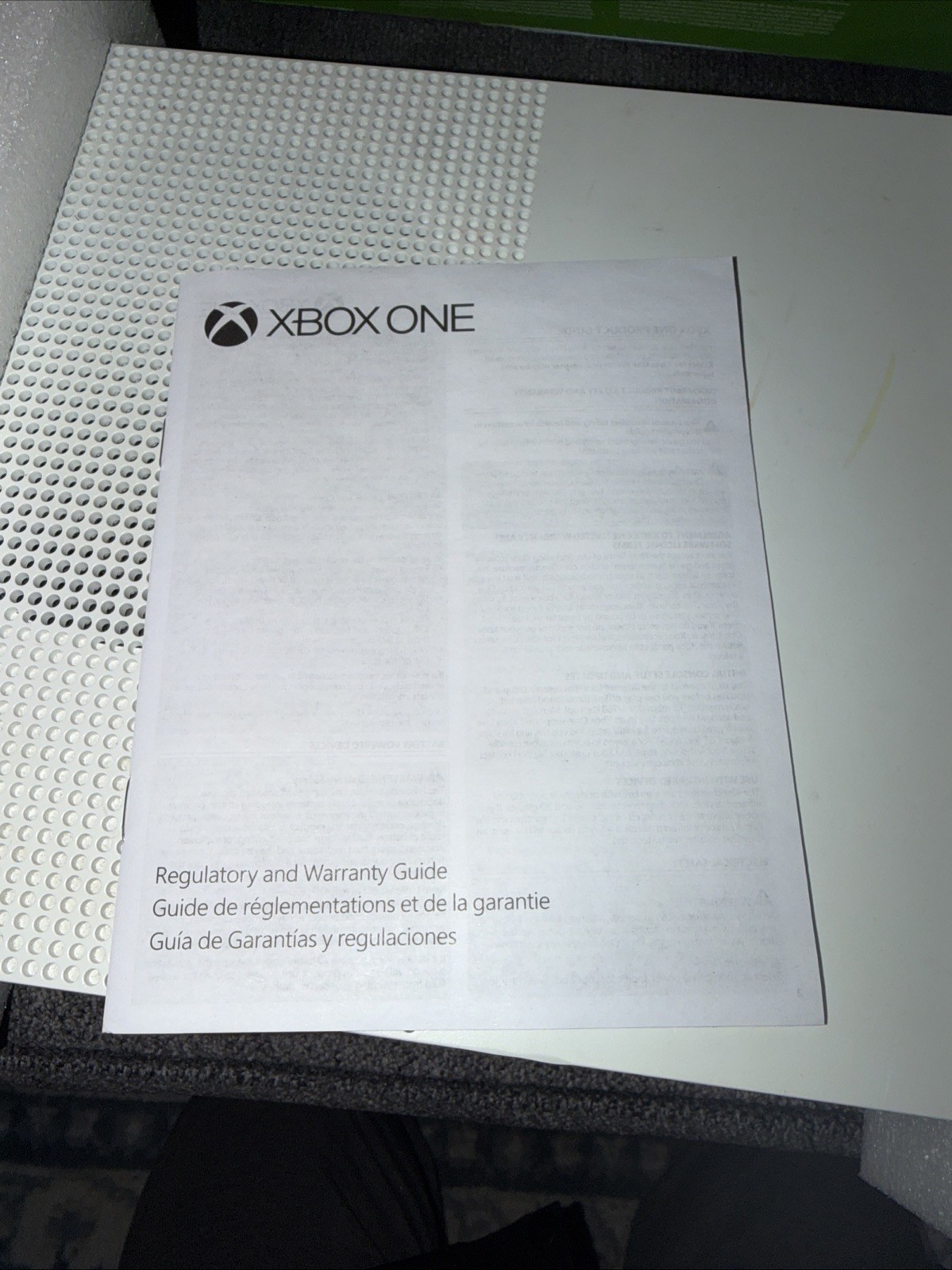 Microsoft Xbox One S 500GB Console Gaming System White 1681 W/ Box