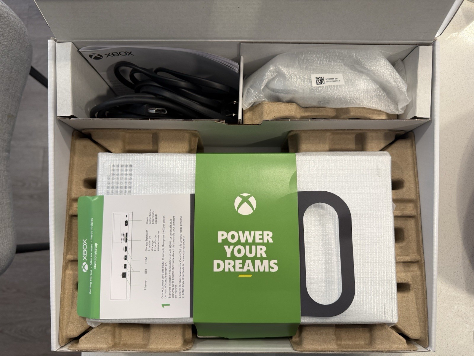 Microsoft Xbox Series S 512GB Home Console 120 FPS Disc-Free Gaming HDR VRR