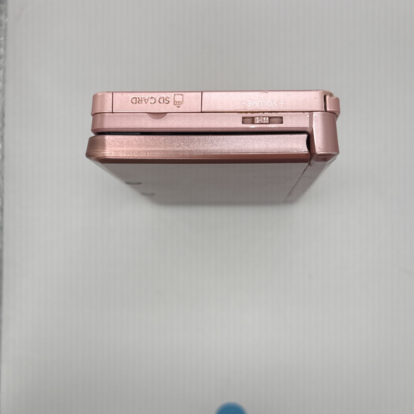Nintendo 3DS Console (Pearl pink Edition) W/ 2GB SD Card and Case – TESTED