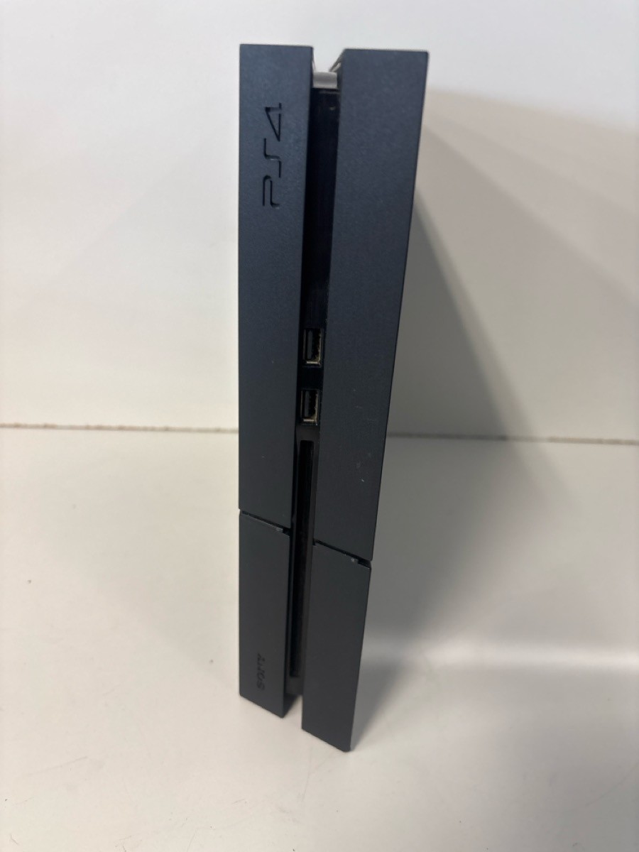 SONY PS4 – SYSTEM – CUH-2115B – 1TB-AS IS- BAD DISC DRIVE (P18027981)