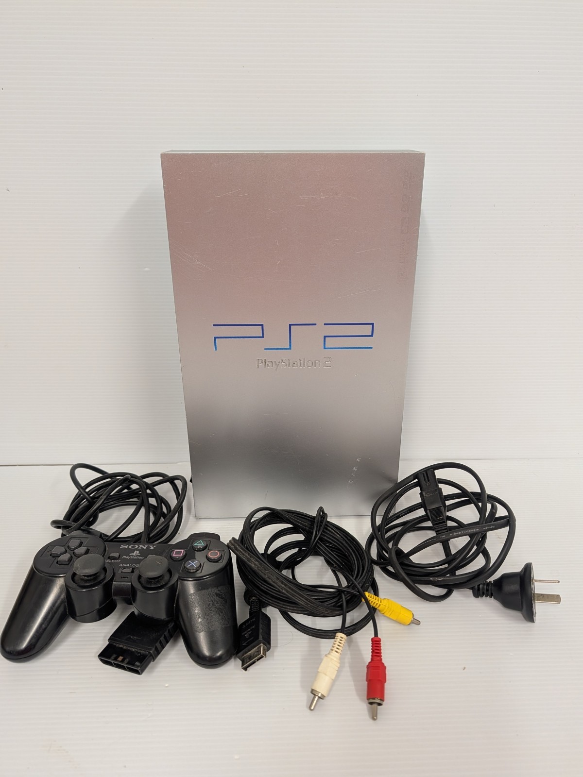 Sony PlayStation 2 PS2 Fat Console Silver AUS PAL Inc Dual shock 2 Controller