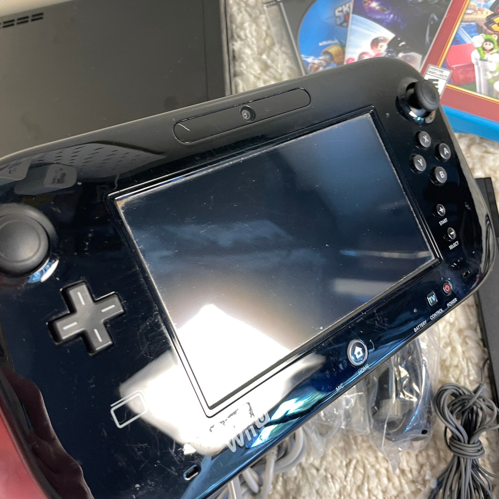 Nintendo Wii U 32GB Deluxe Black WUP-101(02) Console Bundle 3 Games Read