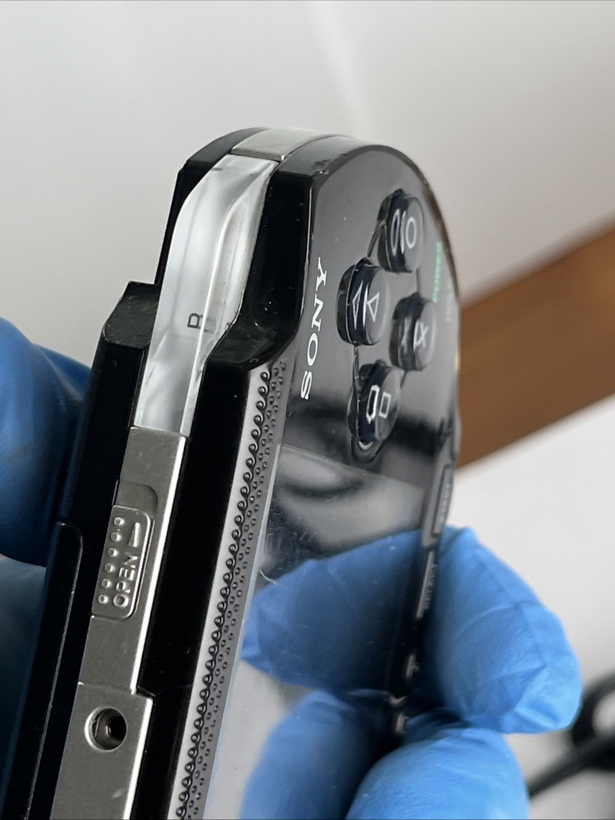 Sony PSP-1001 PlayStation Portable Console w/ Battery & Charger – TESTED & WORKS