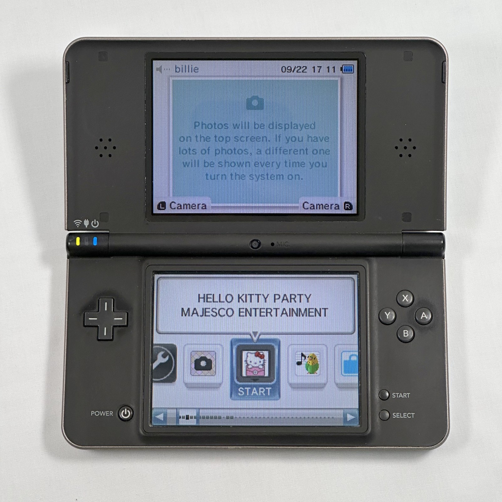 Nintendo DSi XL Bronze Handheld Console – NO STYLUS & NO BATTERY – TESTED