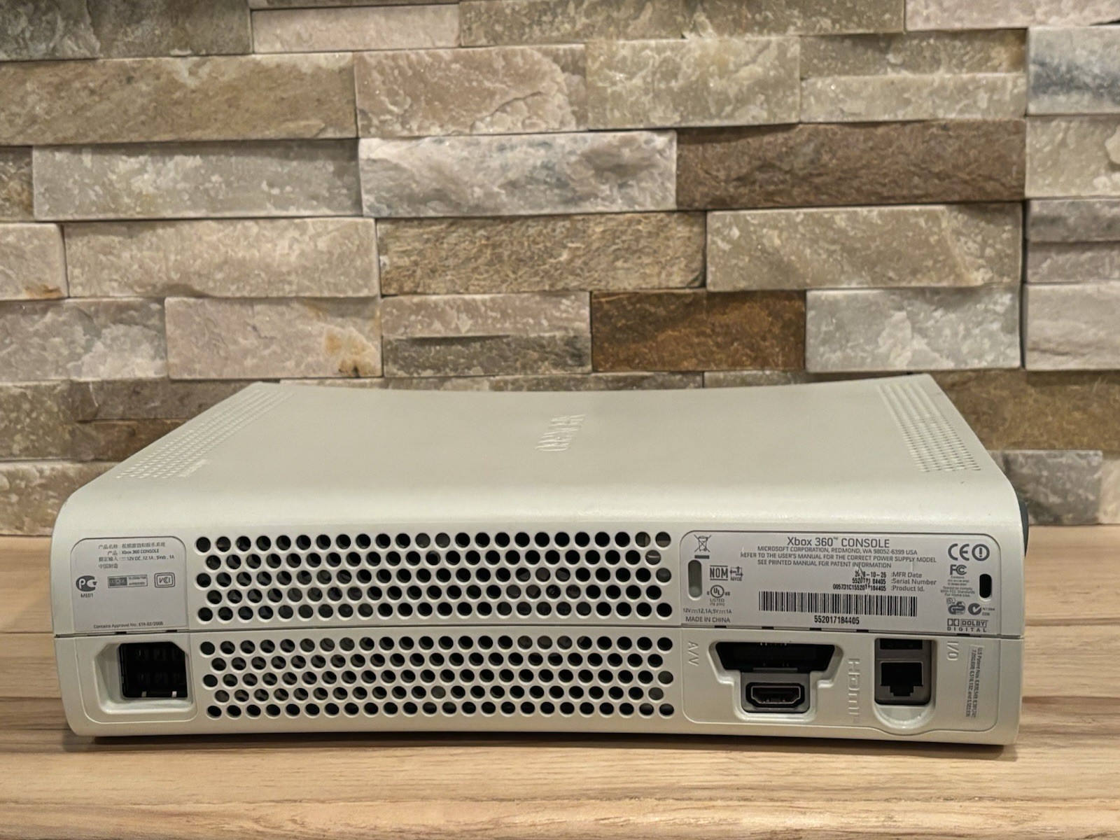 XBOX 360 WHITE CONSOLE ONLY Works + 1 Controller Untested Parts Repair Only
