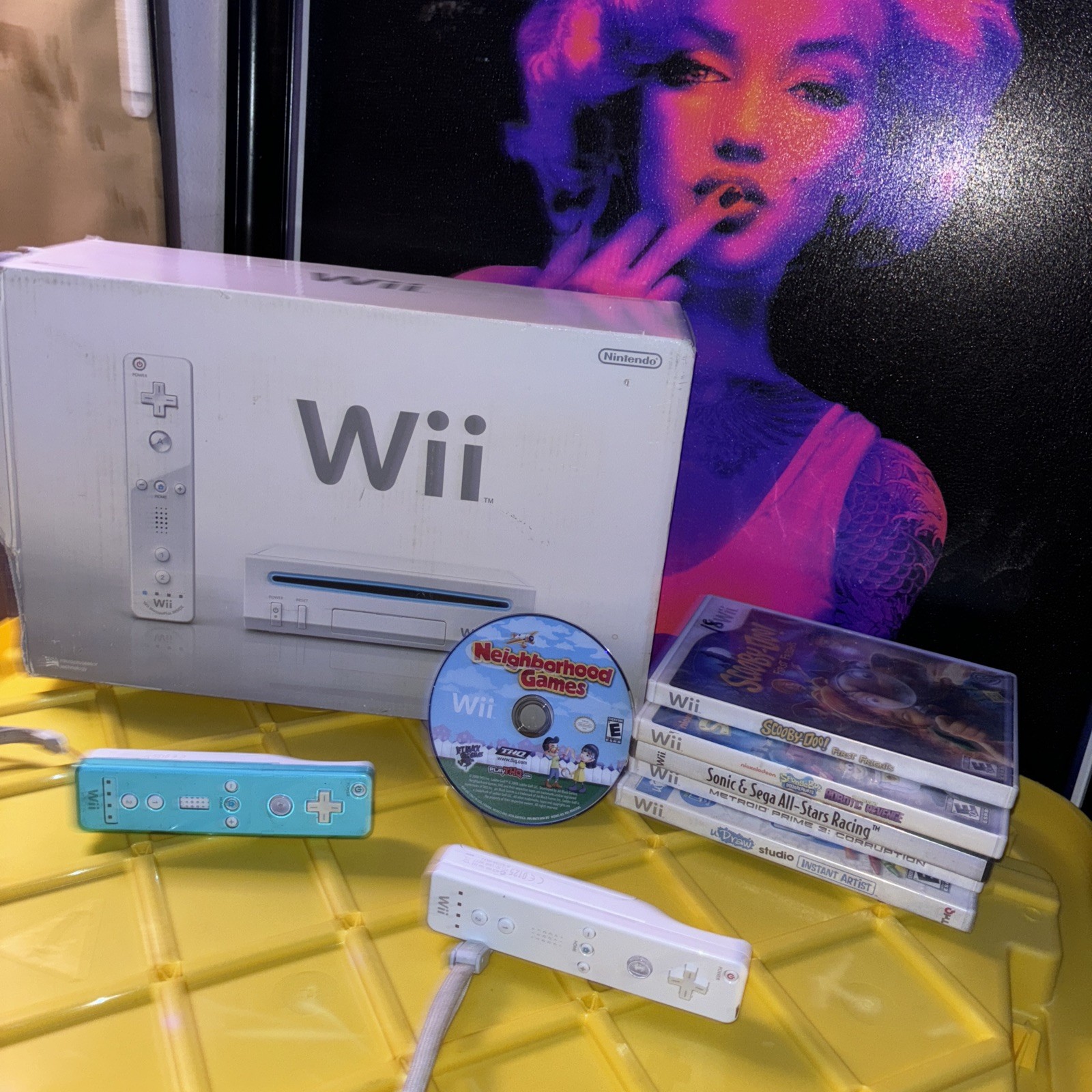 Nintendo Wii Console RVL-001 White in Box w/ 2 Controllers and 6 Games- TESTED