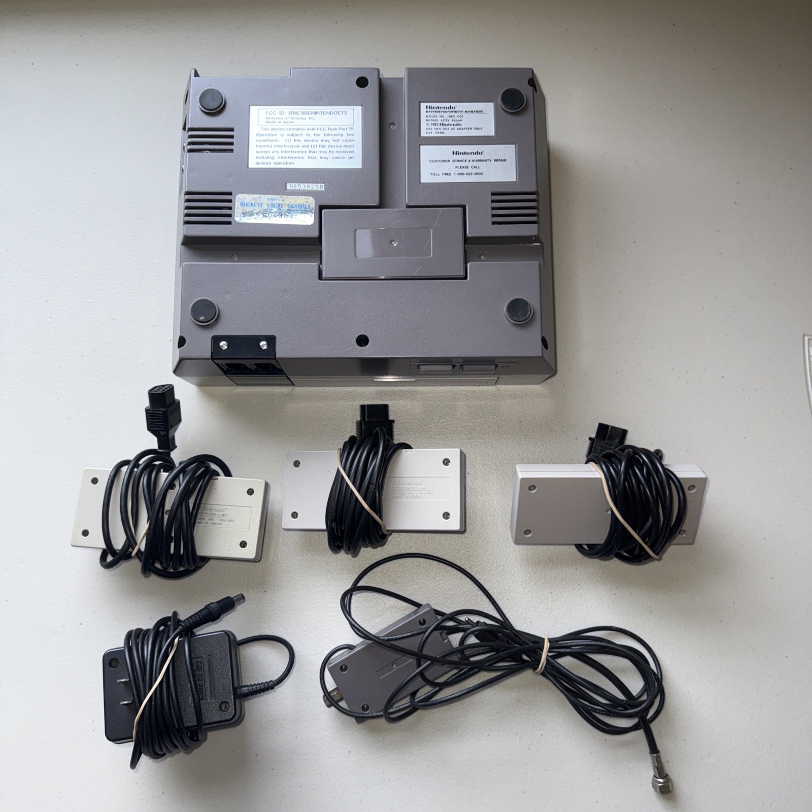 Nintendo NES Classic Edition Entertainment System w/3 remotes