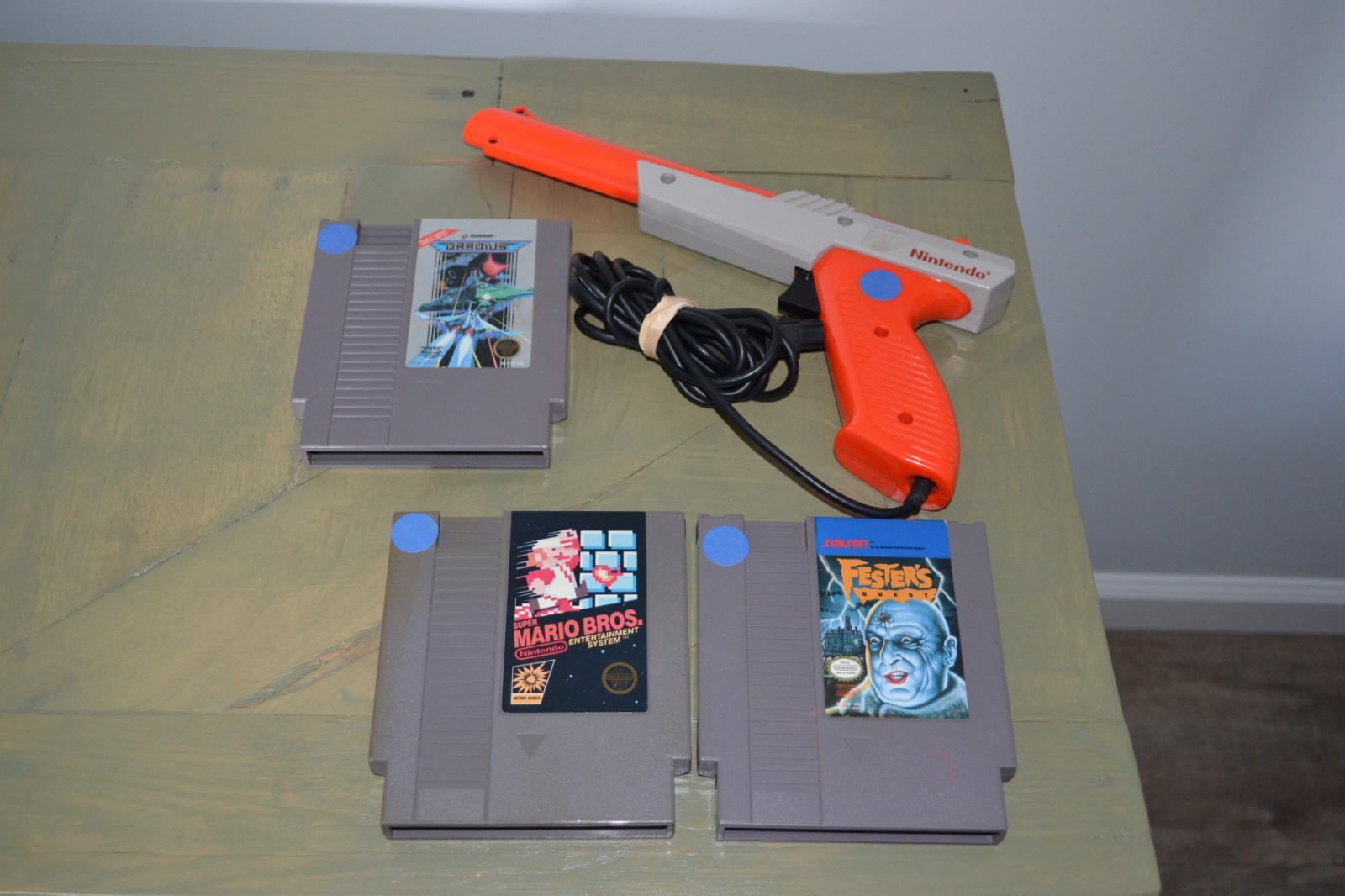Nintendo NES Action Set Home Console – White/Gray Sold AS-IS