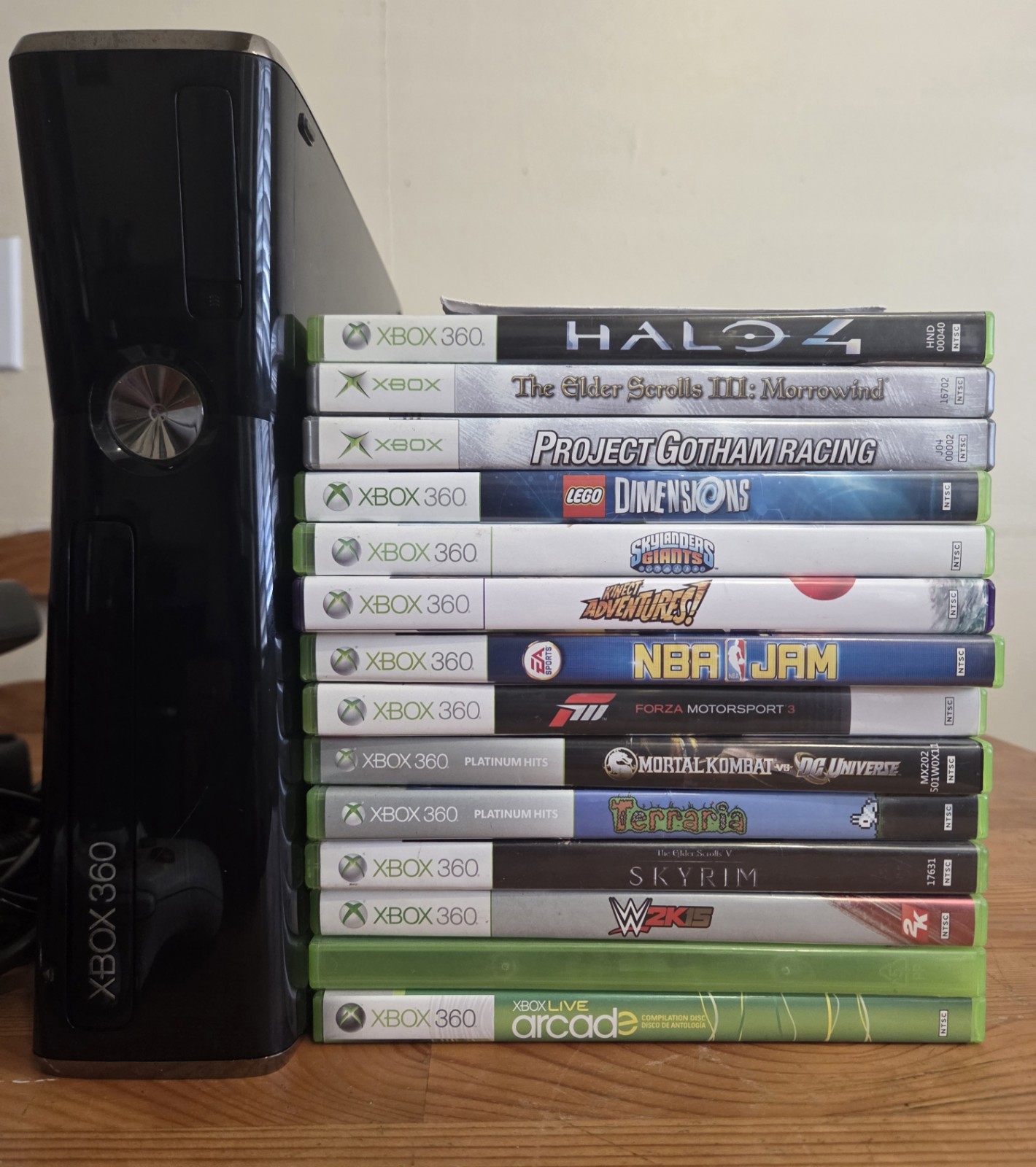 Microsoft Xbox 360 Slim 250GB Console Bundle 2 Controllers/Kinect 15 Game Lot!