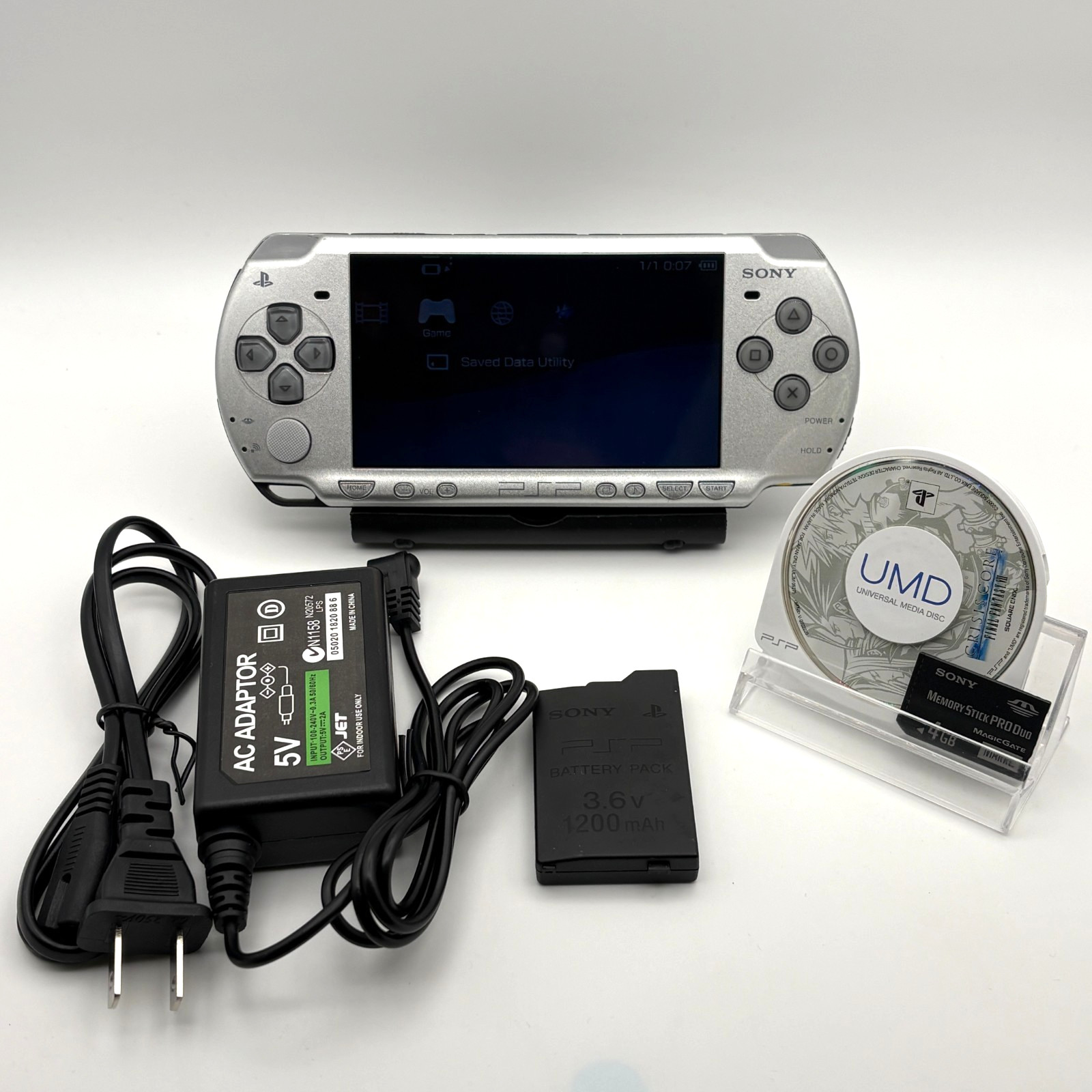Sony PSP-2000 Final Fantasy Ⅶ Crisis Core 10th Anniversary Limited Console