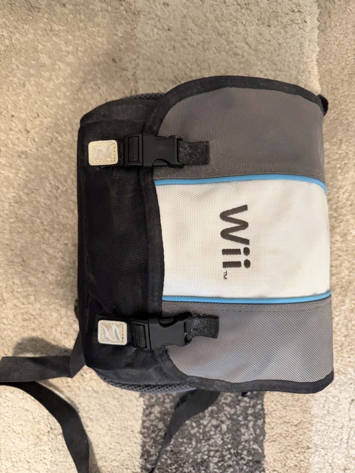 Nintendo Wii Family Edition 512MB -RVL-101 Black With Travel Case Tested Working
