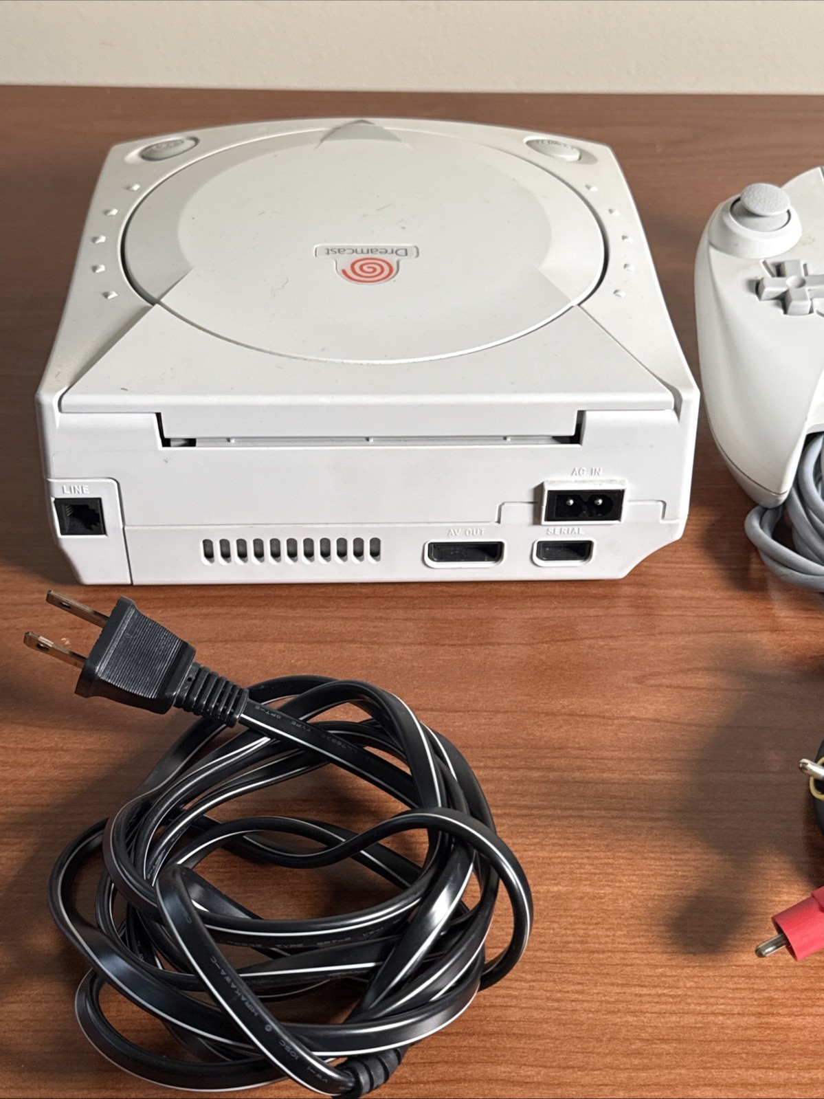 Sega Dreamcast HKT-3020 White Home Video Gaming Console With Controller
