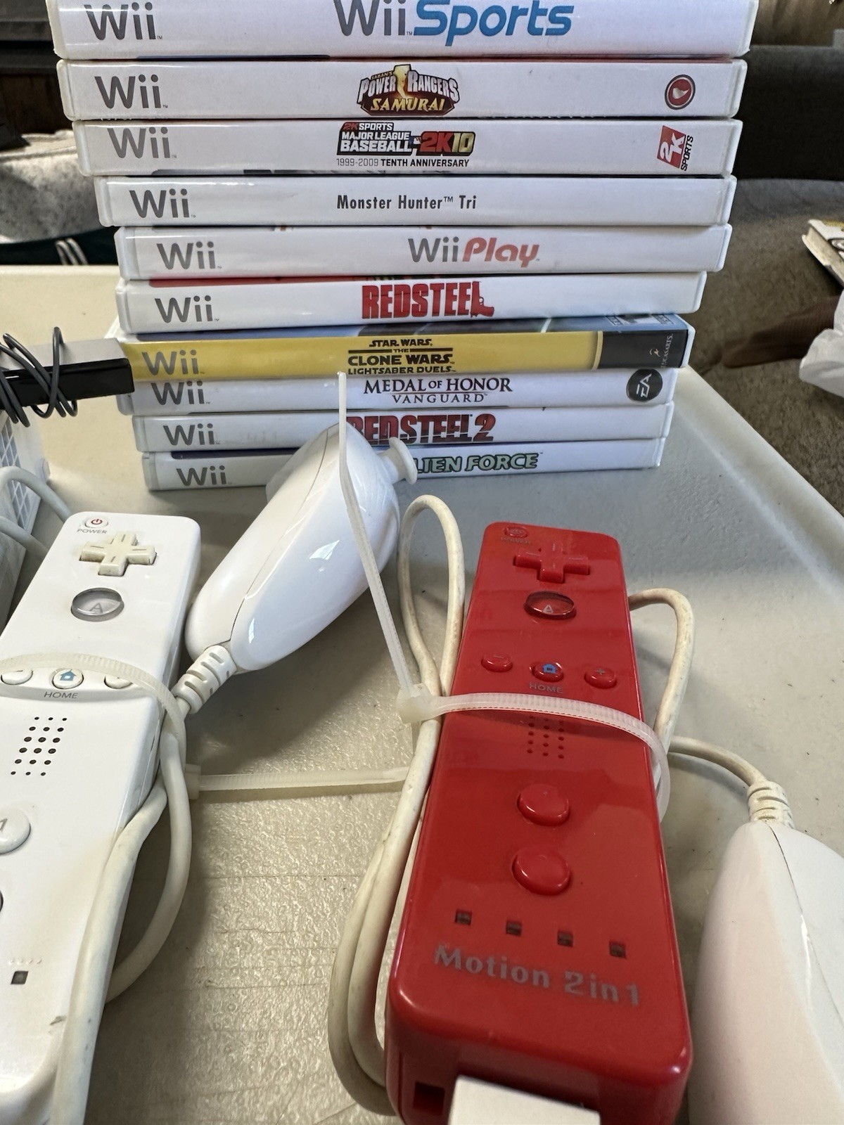 Wii RVL-001 Console, 2 Controllers, 10 Games – TESTED/WORKING