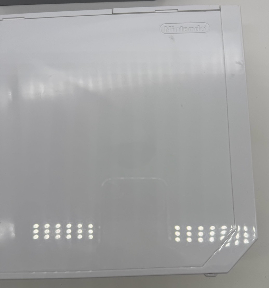 Nintendo Wii RVL-001 512 MB Home Console – White CONSOLE ONLY