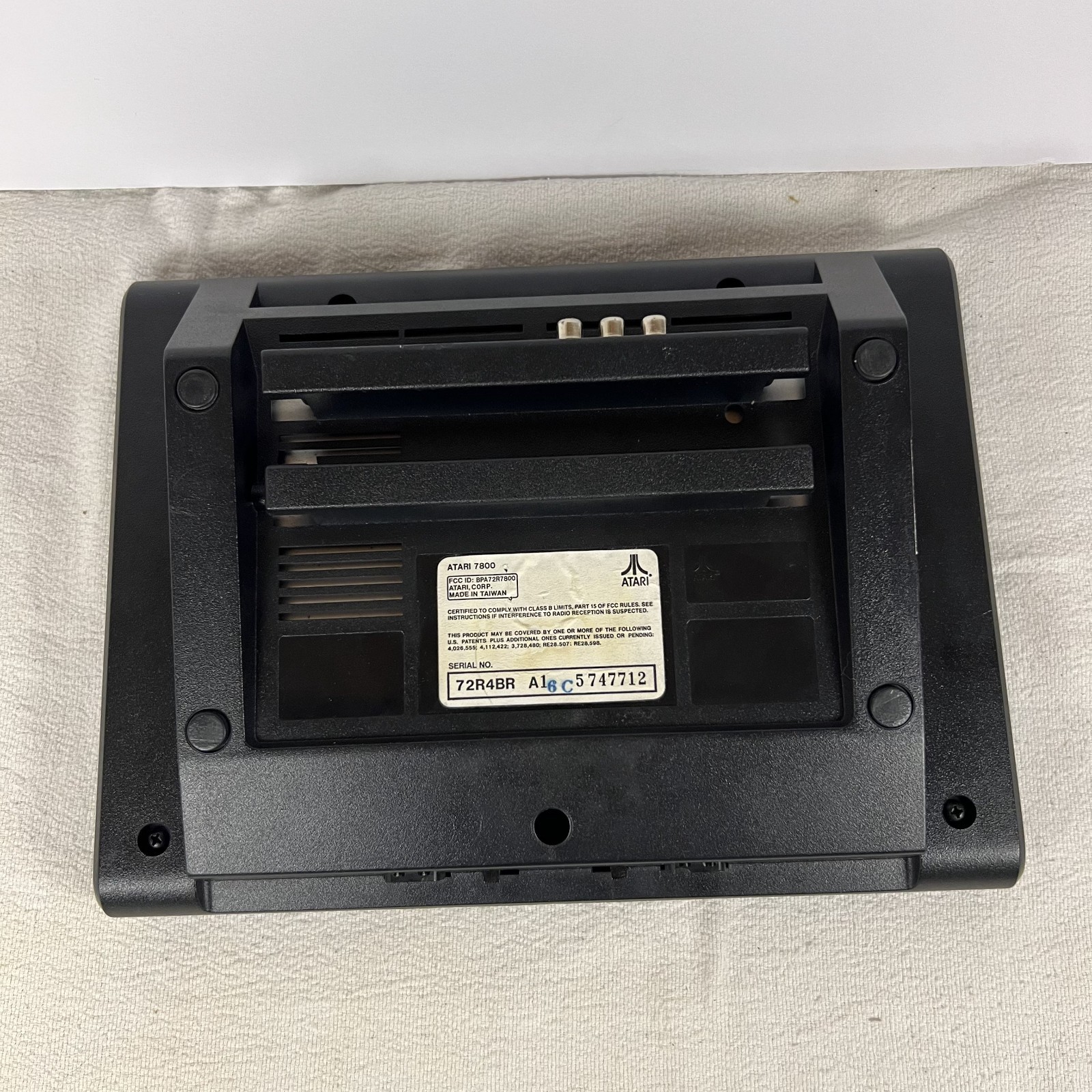 Atari 7800 Console Pro-System AV Mod + Controller & Cords Tested