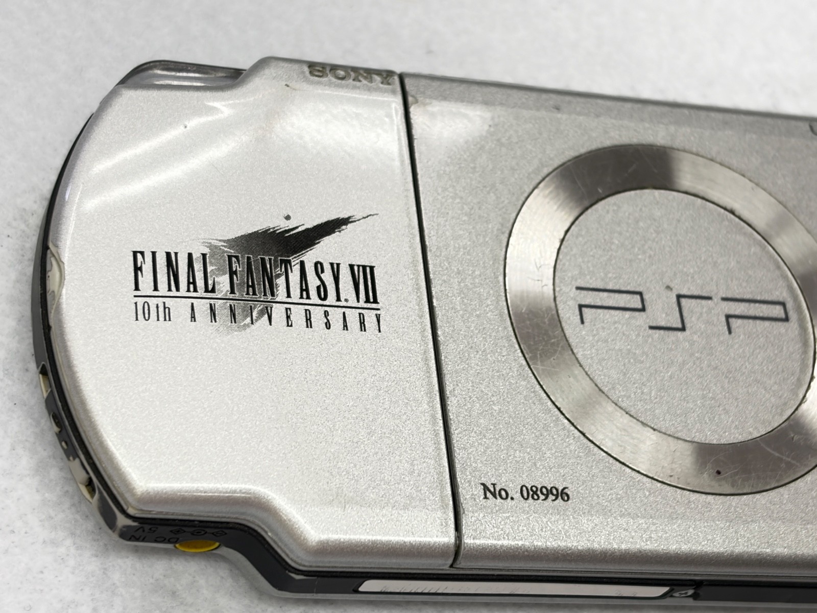 SONY PSP 2000 Crisis Core Final Fantasy FF7 Limited Edition Playstation [41587]