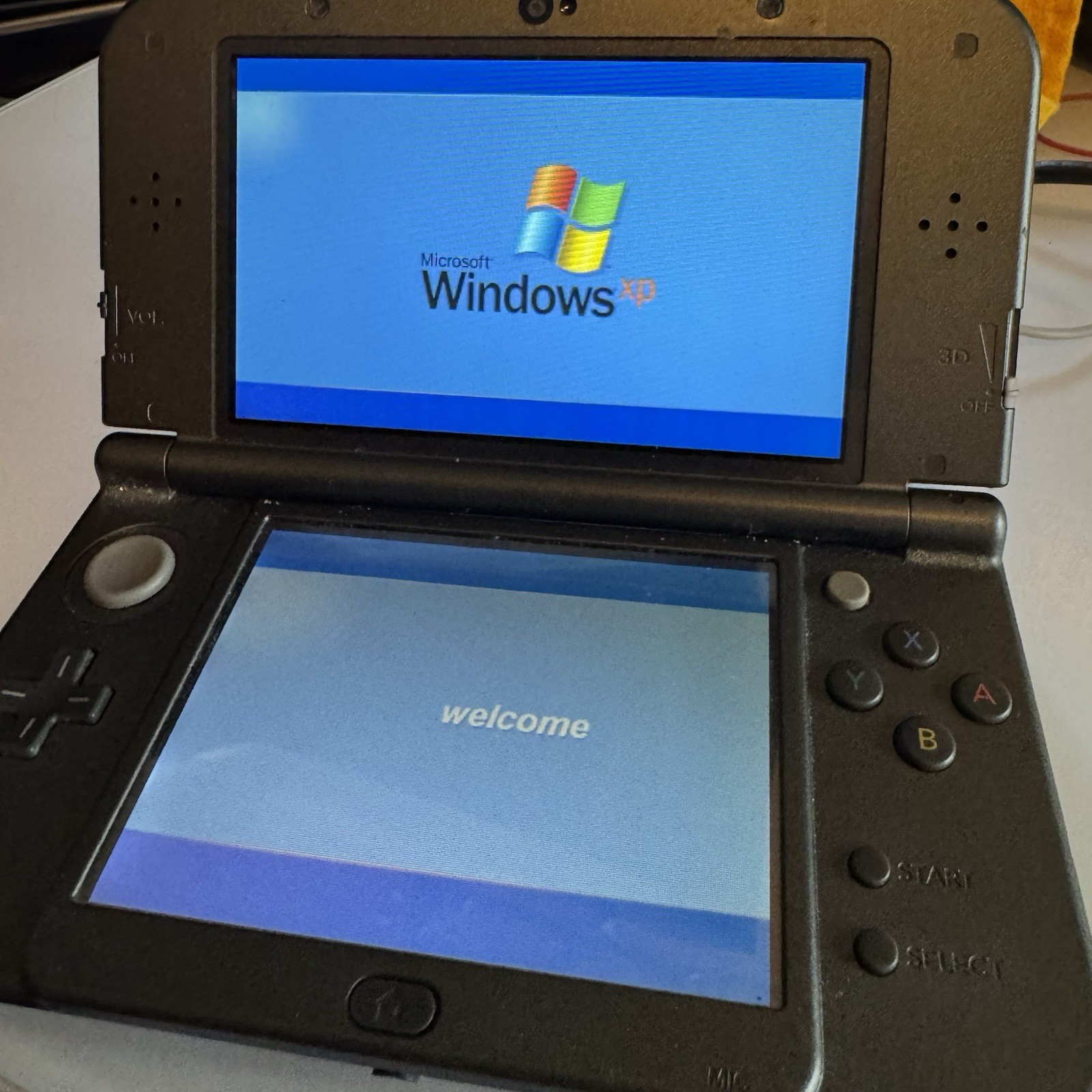 Nintendo New 3DS XL 4Gb SD card + Charger Silver Gray Black – Tested