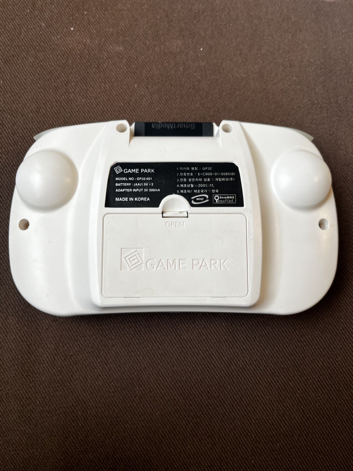 Working, Nice Condition Gamepark GP32 with 64 MB Card
