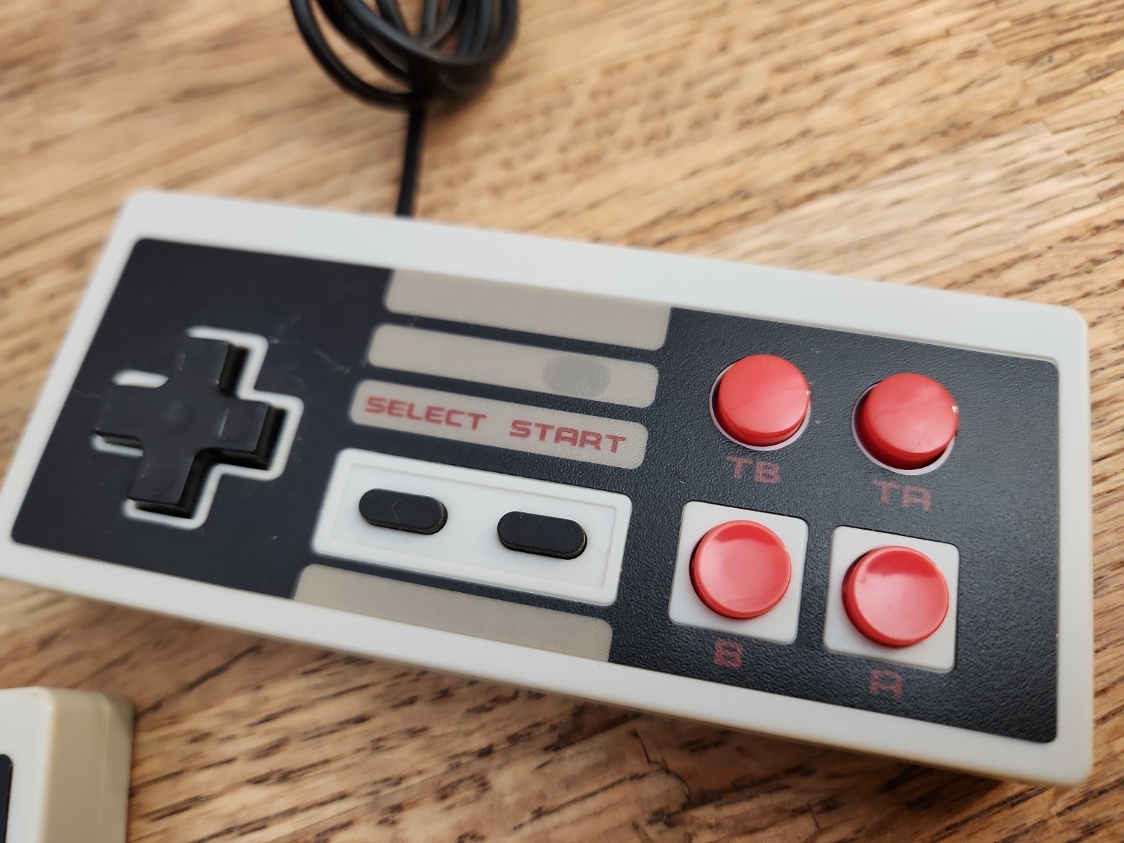 Nintendo NES Classic Edition Mini Console Gray w/2 Controllers TESTED