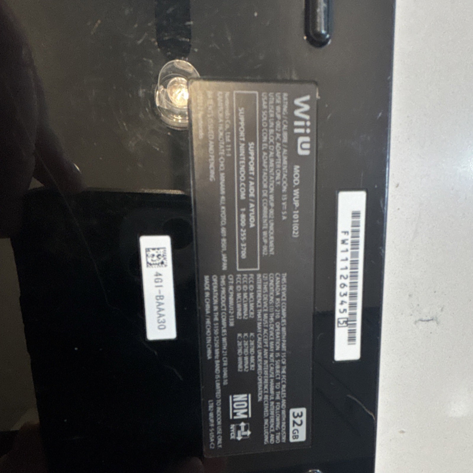 Nintendo Wii U WUP-101(02) Black 32GB Console with GamePad & Remotes