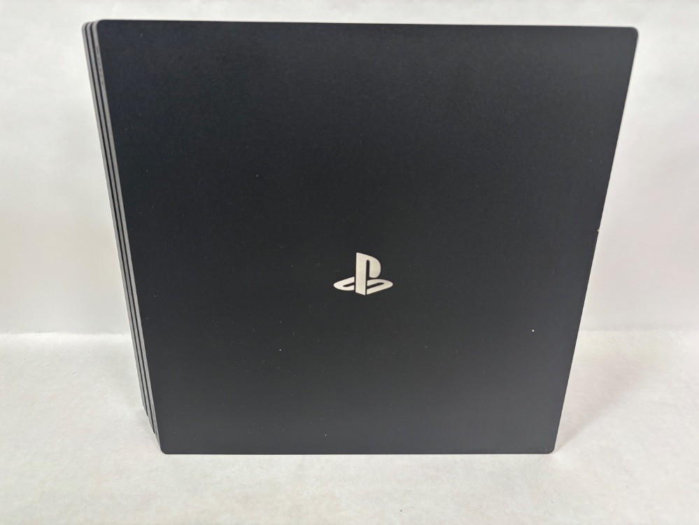 Sony CUH-7215B PlayStation 4 Pro 1TB Console W/Controller