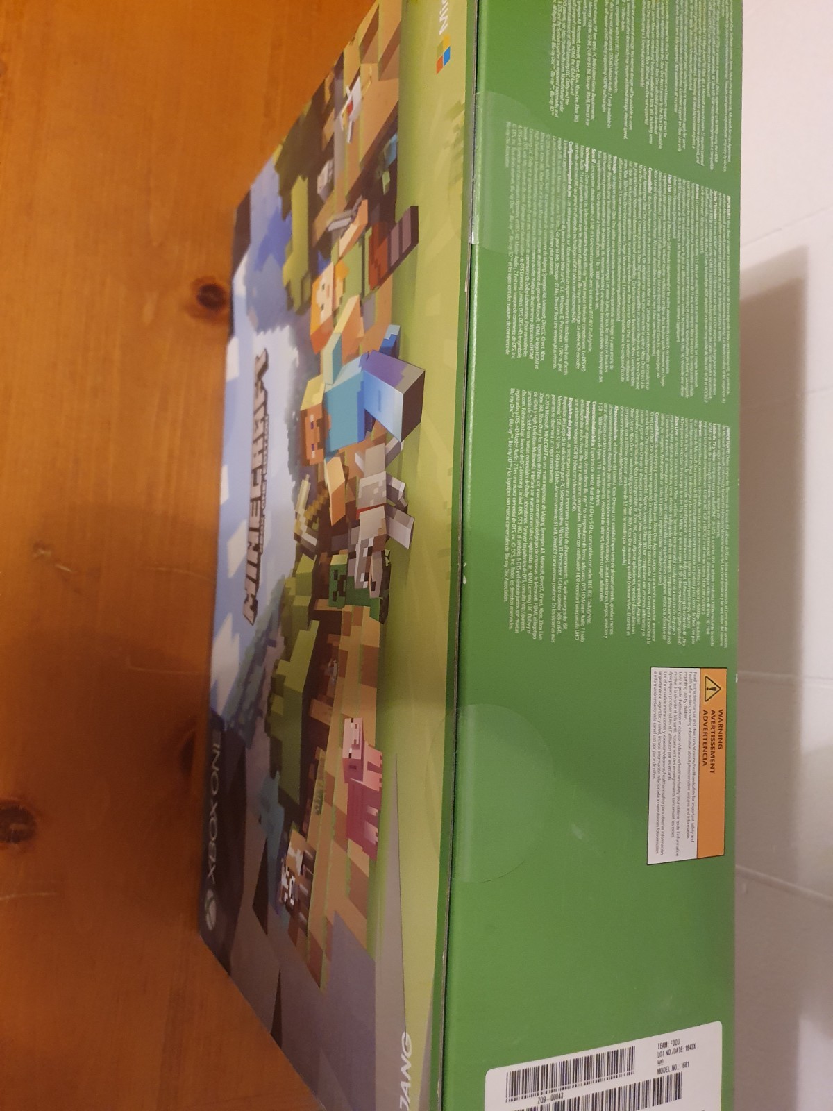 Xbox One 500GB Minecraft Edition Microsoft Edition Console Bundle Sealed New!!!!