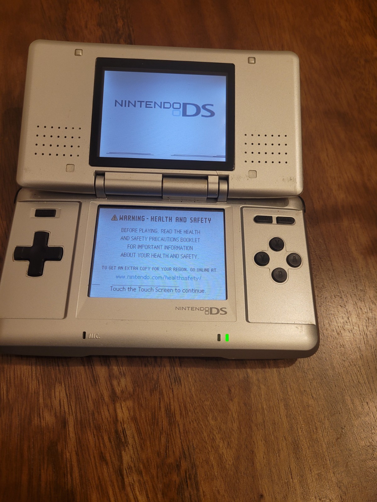 Platinum Nintendo DS – Read Description