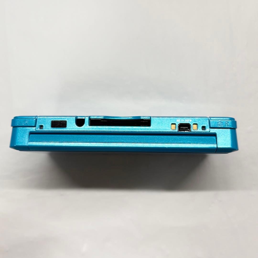 LCD in excellent condition Nintendo 3DS Light Blue genuine charger confirmed to
