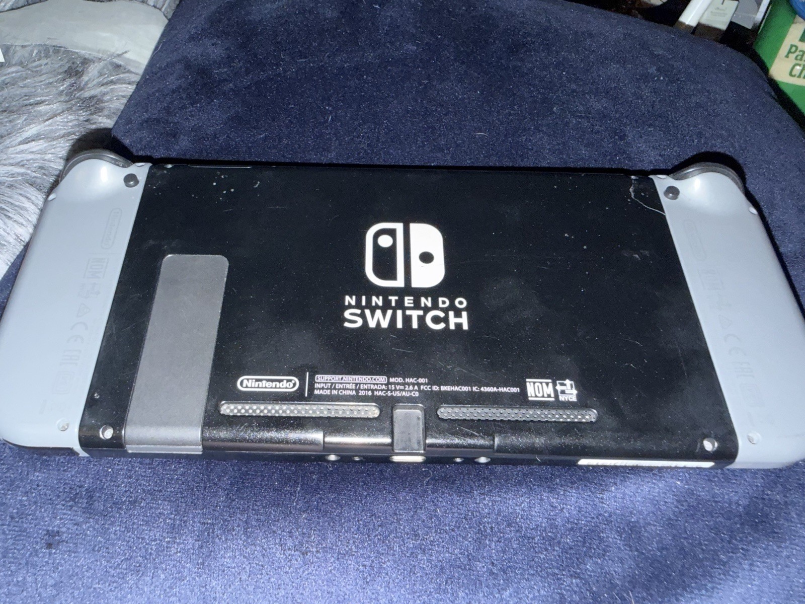 Nintendo Switch 32GB Gray/Black Joy-Con Console with Micro SD card