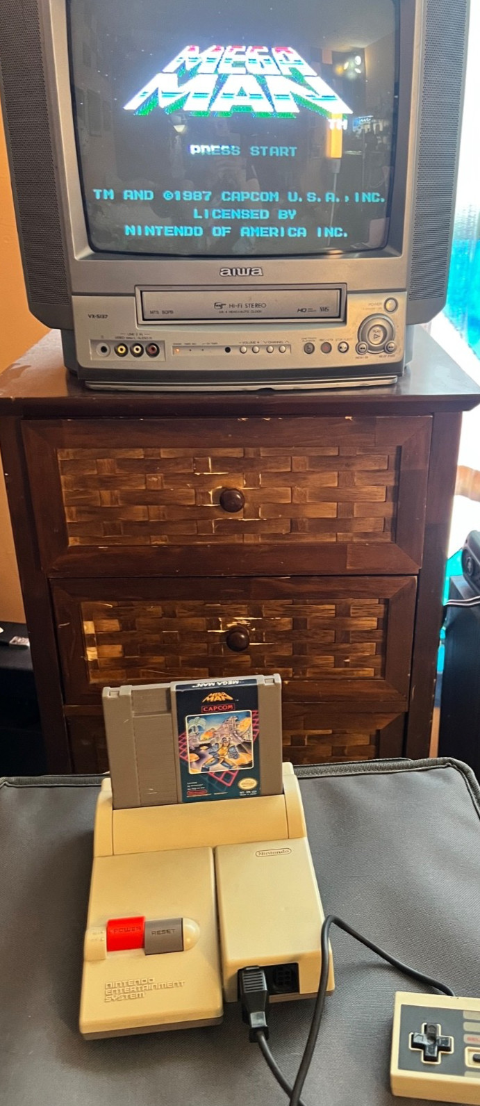 Professionally Serviced Nintendo Top Loader Console with 2 controllers & 7 games