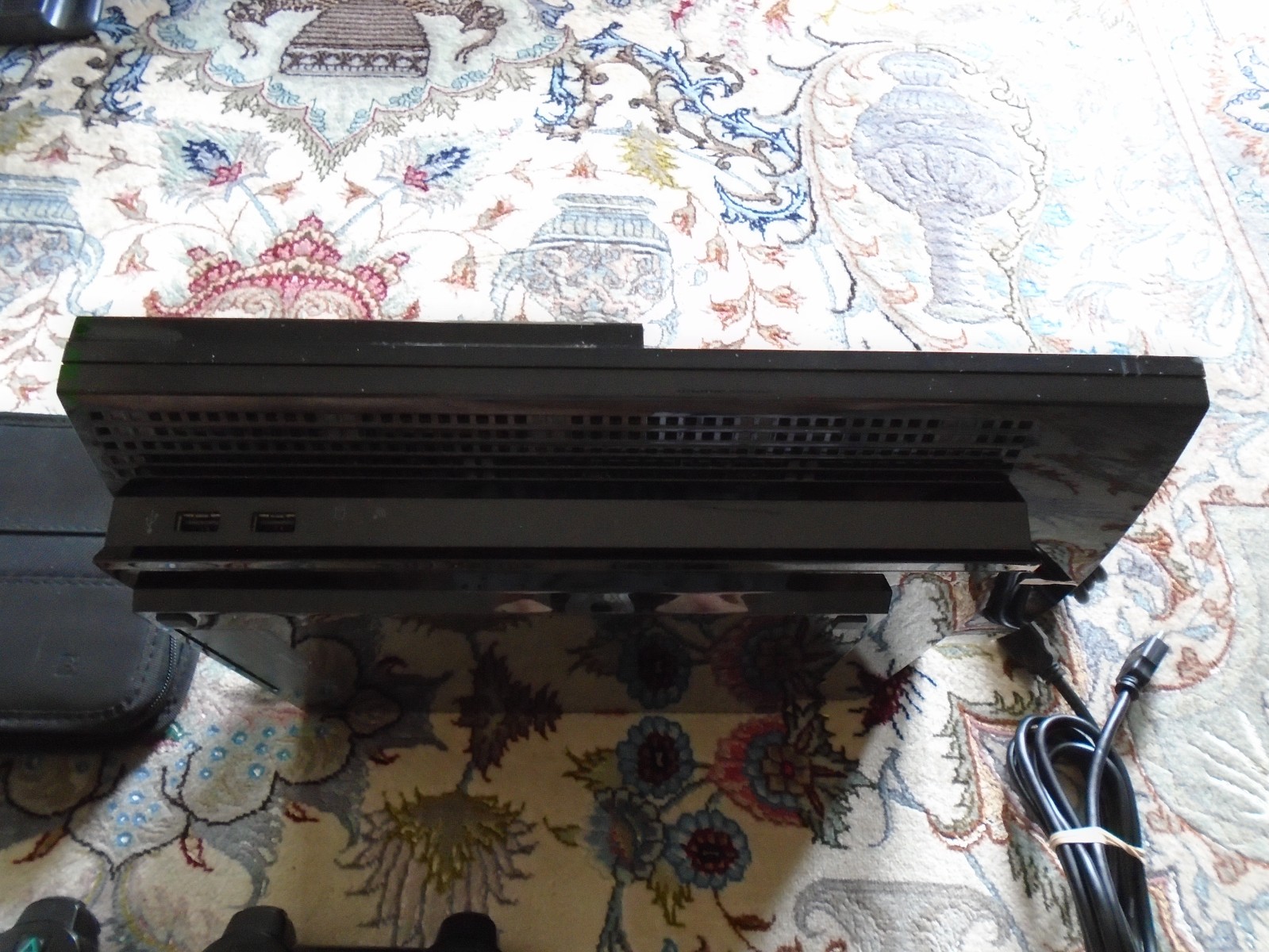 ONE OWNER PS3 Console 80GB & 15 games bundle, controllers PlayStation 3 CECHL01